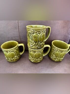 4 VTG HARVEST GREEN CERAMIC JAPAN FRUIT COFFEE CUPS #R6833